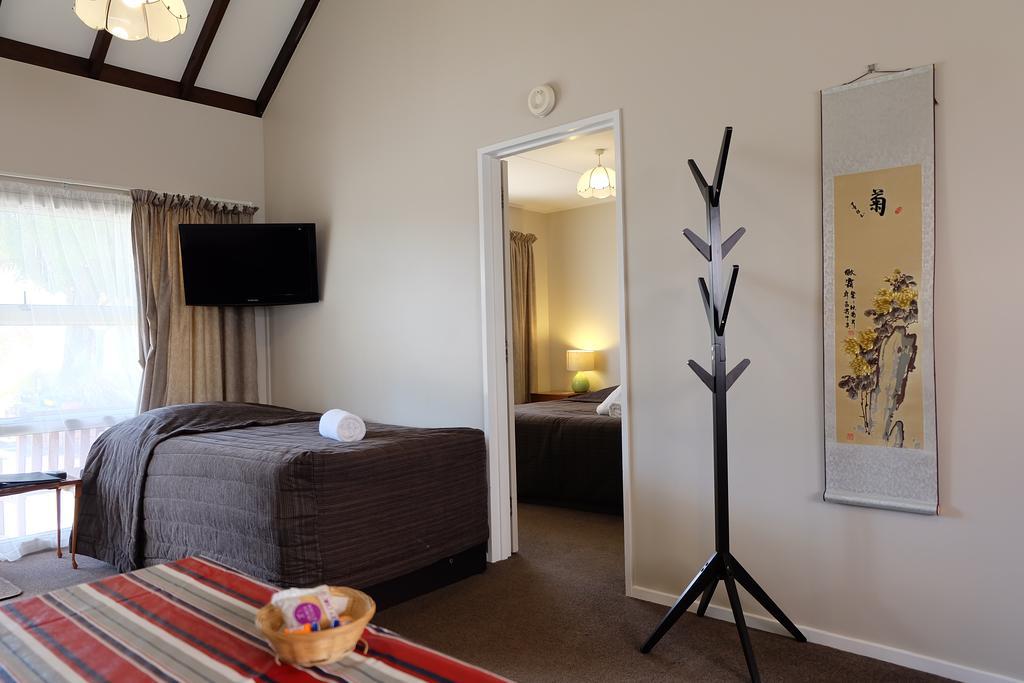 Driftwood Motel Nelson Ngoại thất bức ảnh